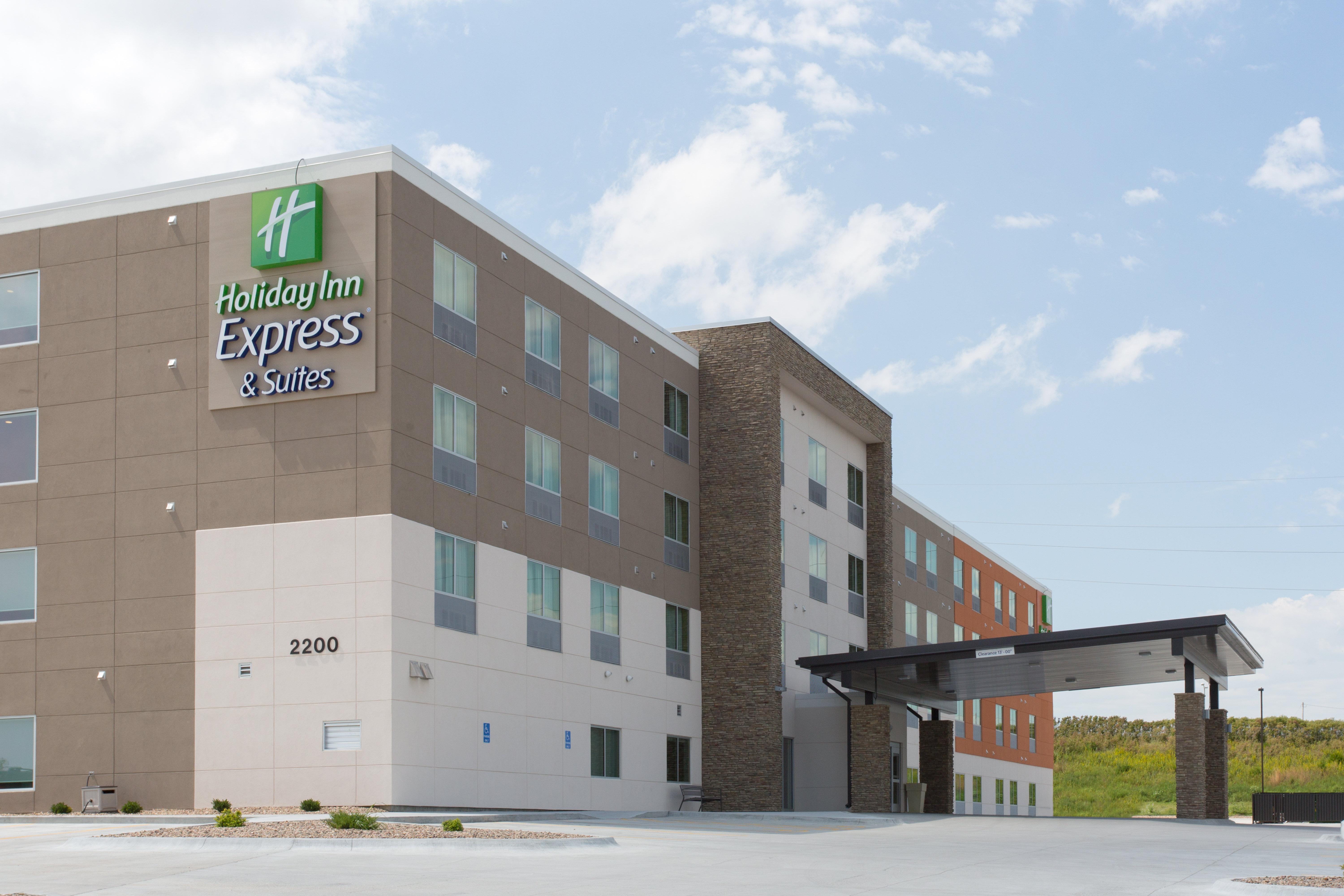 Holiday Inn Express & Suites Lincoln I - 80 By Ihg Ngoại thất bức ảnh